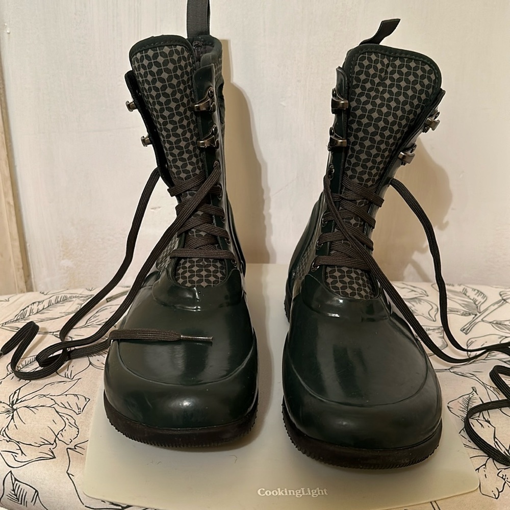 Rain boots